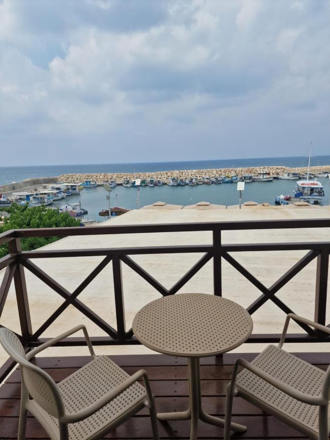 Y & P Latchi Hotel Exterior foto